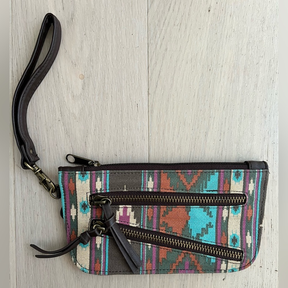 Patterned Wristlet